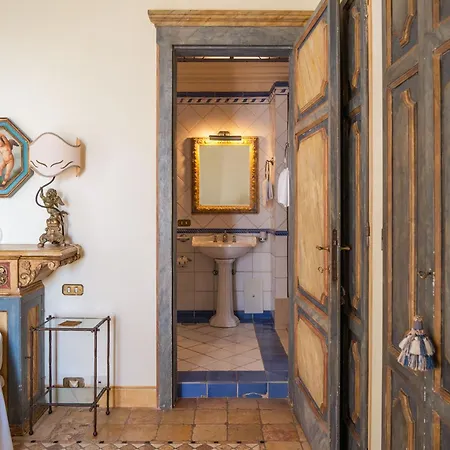 Palazzo Nobili Pensión Capri