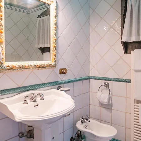 Palazzo Nobili Pensjonat 4*